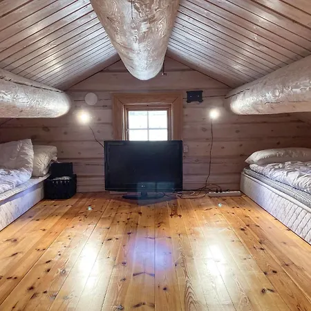 Lovely In Straumgjerde