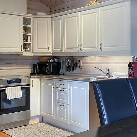 Lovely In Straumgjerde בית נופש *