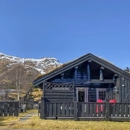 Koselig Hjem I Straumgjerde Feriehus