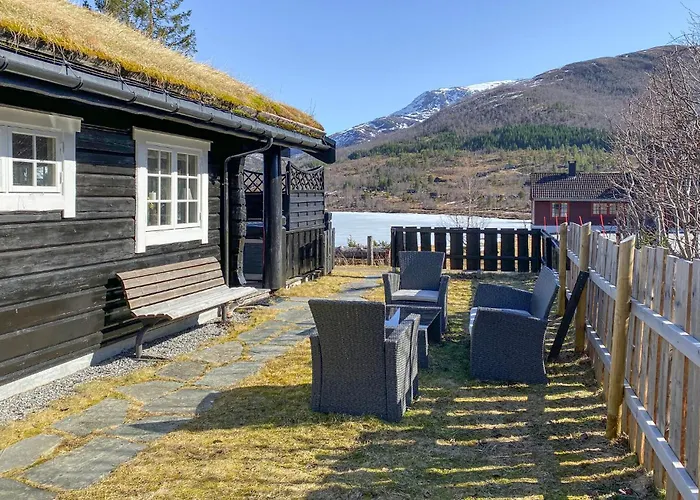 Lovely In Straumgjerde بيت للعطل Brunstad
